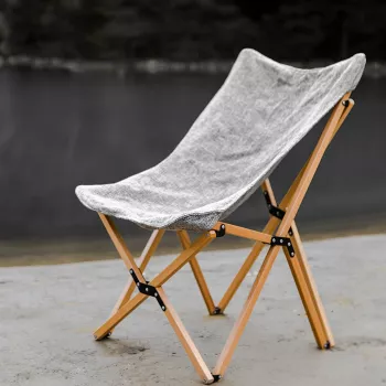 Portable Wooden Butterfly Chair: Foldable Lounge Comfort